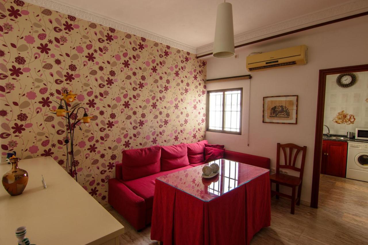 Rentalsevilla Centrico Apartamento Junto Al Guadalquivir Con Parking Coche Mediano Appartement *