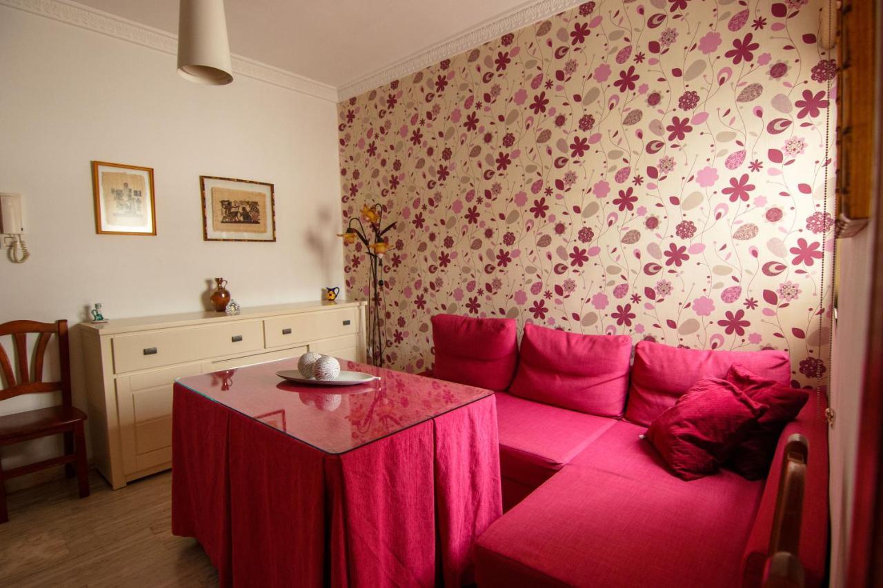 Rentalsevilla Centrico Apartamento Junto Al Guadalquivir Con Parking Coche Mediano *