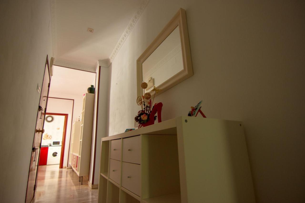 Rentalsevilla Centrico Apartamento Junto Al Guadalquivir Con Parking Coche Mediano Séville