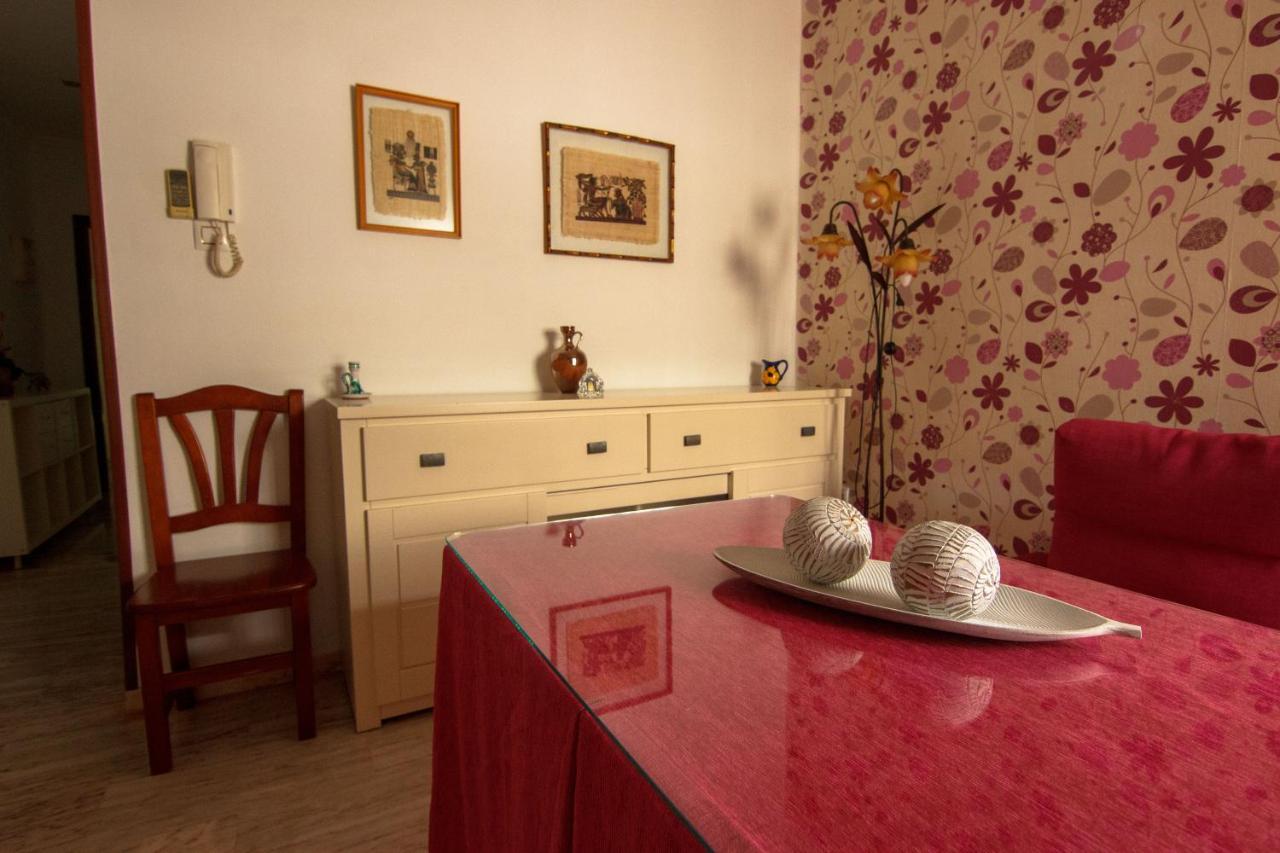 Rentalsevilla Centrico Apartamento Junto Al Guadalquivir Con Parking Coche Mediano Apartment Seville