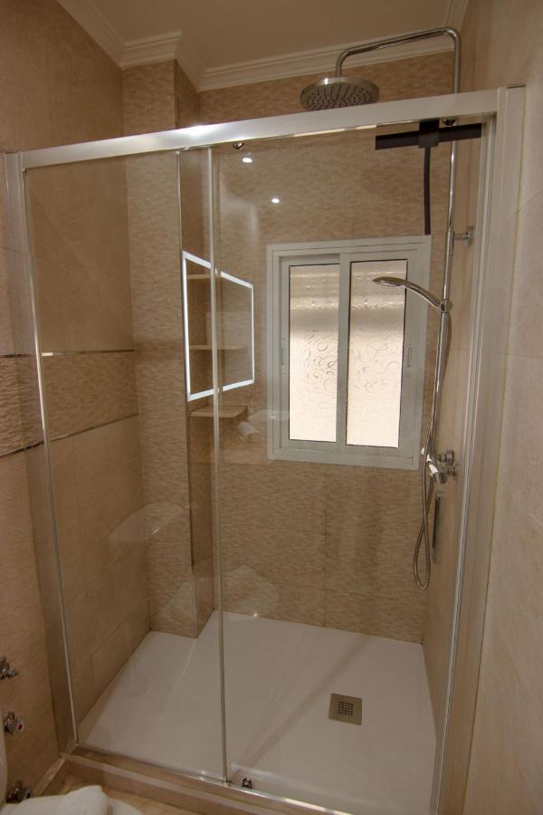 Apartment Rentalsevilla Centrico Apartamento Junto Al Guadalquivir Con Parking Coche Mediano Seville
